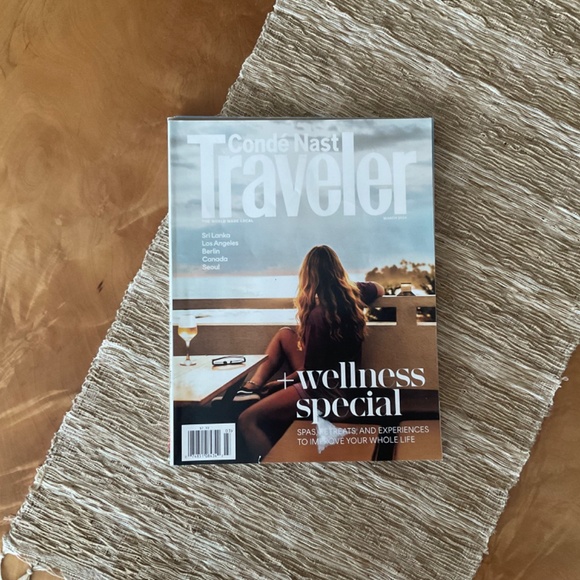Traveler Magazine - Picture 2 of 4